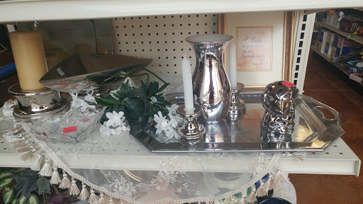 Thrift Store «Union Gospel Mission Store», reviews and photos, 885 Commercial St NE, Salem, OR 97301, USA