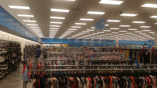 Clothing Store «Ross Dress for Less», reviews and photos, 21605 Village Lakes Shopping Center Dr, Land O Lakes, FL 34639, USA