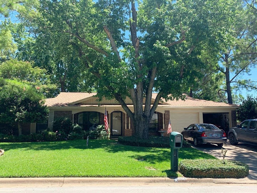 Roofing Contractor «Lon Smith Roofing & Construction», reviews and photos, 3731 Cavalier Dr, Garland, TX 75042, USA