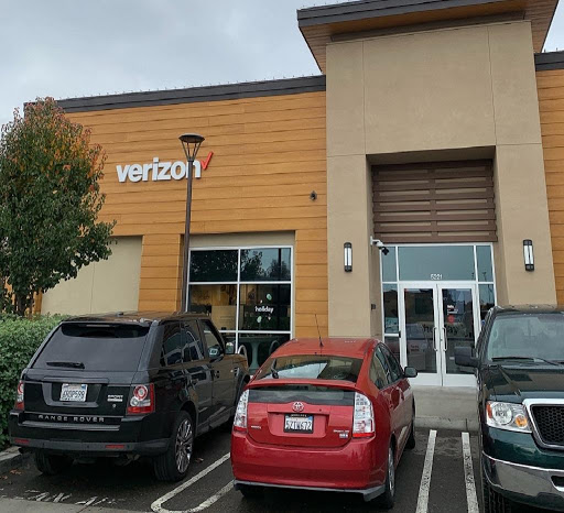 Cell Phone Store «Verizon», reviews and photos, 5221 Martinelli Way, Dublin, CA 94568, USA