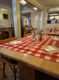 Atmosphère du Restaurant italien Little Italy Restaurant à Menton - n°3