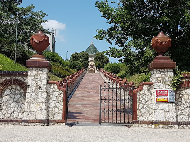 Pécs, Zsolnay Vilmos utca 37., 7630 Magyarország