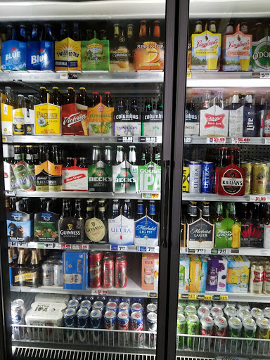 Liquor Store «Honey-Bee Drive Thru & Liquor», reviews and photos, 1600 S High St, Columbus, OH 43207, USA