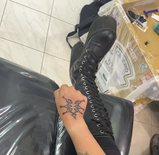 Explore clock tattoo ideas for men, creative tattoo ideas in Schaumburg, available at Atmosphere Tattoo Gallery - Schaumburg