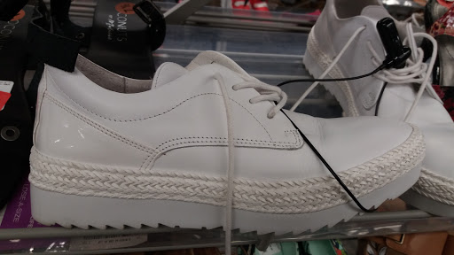 Clothing Store «Burlington Coat Factory», reviews and photos, 13550 Whittier Blvd, Whittier, CA 90605, USA