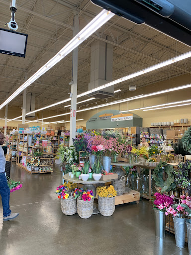 Shopping Mall «Nashville West Shopping Center», reviews and photos, 6716 Charlotte Pike, Nashville, TN 37209, USA