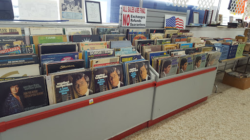 Thrift Store «Amvets Thrift Store», reviews and photos, 1833 Elmwood Ave, Buffalo, NY 14207, USA