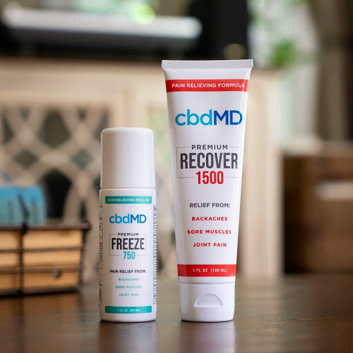 Tobacco Shop «LA Vapors Elite Smoke Shop», reviews and photos, 321 S Polk St #2e, Pineville, NC 28134, USA