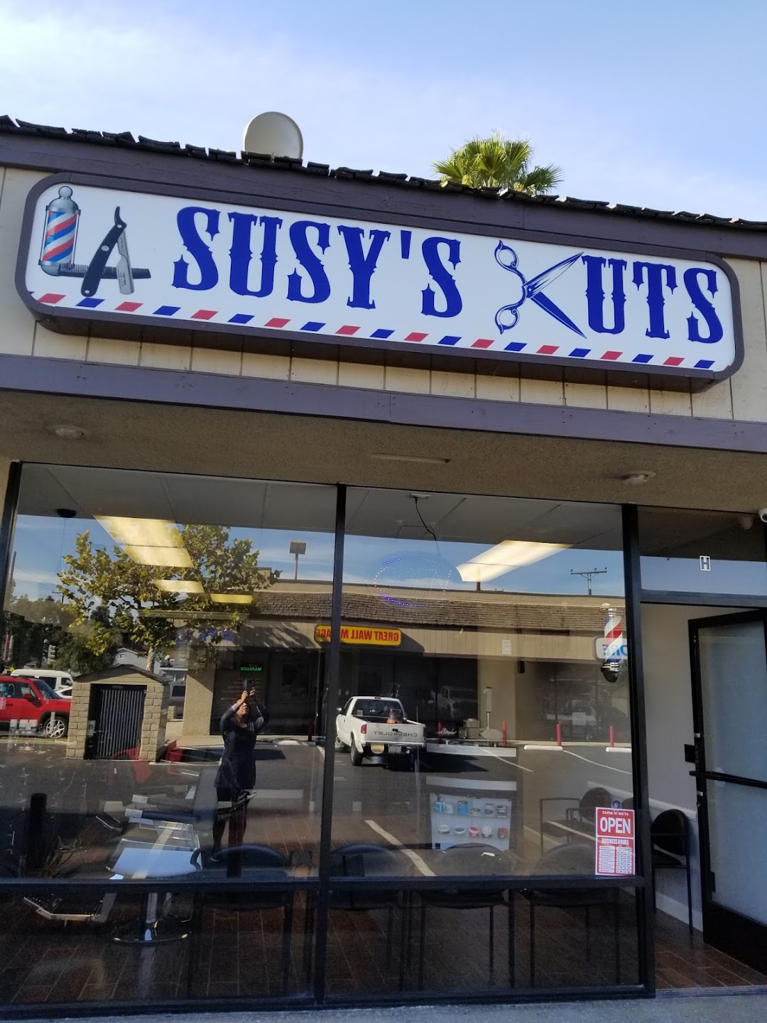 LA Susys Cuts
