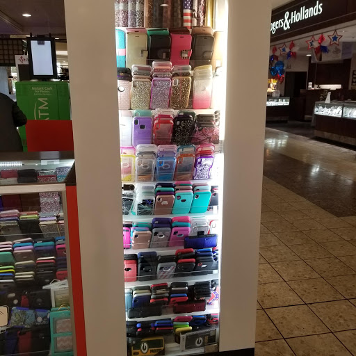 Shopping Mall «Oakwood Mall», reviews and photos, 4800 Golf Rd, Eau Claire, WI 54701, USA