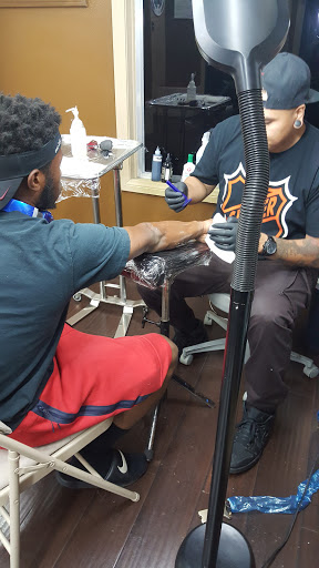 Tattoo Shop «Brown Pride Tattoos», reviews and photos, 6213 S Main St, Los Angeles, CA 90003, USA