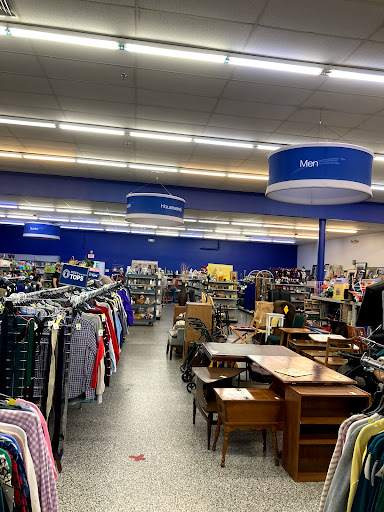 Thrift Store «Goodwill Industries of Greater Cleveland & East Central Ohio», reviews and photos, 23100 Lorain Rd, North Olmsted, OH 44070, USA