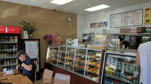 Donut Shop «Tasty Donuts and Cafe», reviews and photos, 8205 Santa Monica Blvd, West Hollywood, CA 90046, USA