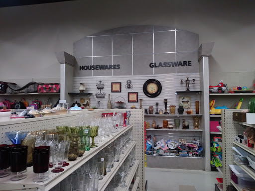 Thrift Store «South Hill Goodwill», reviews and photos, 12915 Meridian E, Puyallup, WA 98373, USA