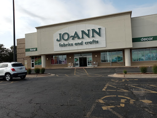 Fabric Store «Jo-Ann Fabrics and Crafts», reviews and photos, 6930 W Kellogg Dr, Wichita, KS 67209, USA