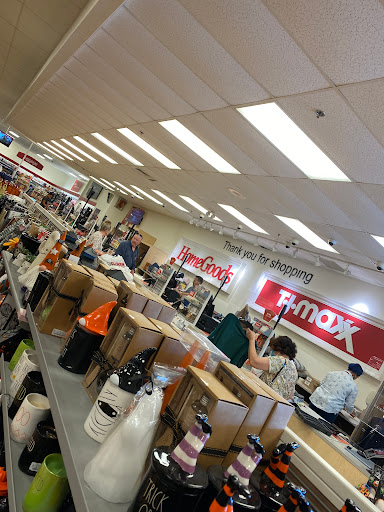 Department Store «T.J. Maxx and HomeGoods», reviews and photos, 3205 Woodward Crossing Blvd, Buford, GA 30519, USA