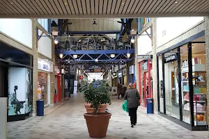 Harbour Place Shopping Centre image