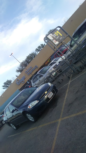 Grocery Store «Kroger», reviews and photos, 1735 N Memorial Dr, Lancaster, OH 43130, USA