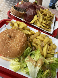 Hamburger du Le Ménestrel Restaurant Café à Entrevaux - n°10
