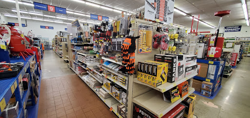 Hardware Store «Harbor Freight Tools», reviews and photos, 2950 NE Hogan Dr, Gresham, OR 97030, USA