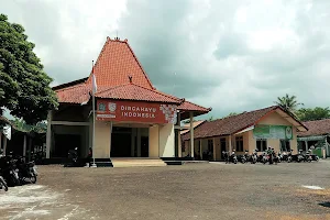 Balai Desa Sumbergiri image