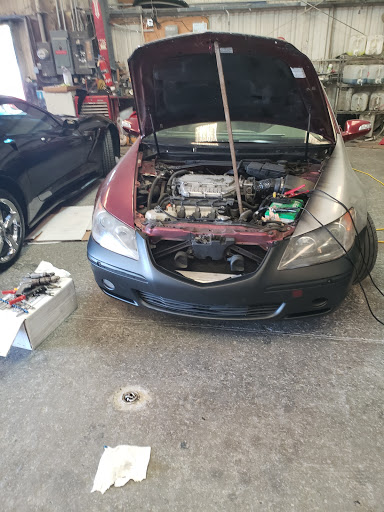 Auto Body Shop «Emerald City Auto Body», reviews and photos, 2600 Oakdale Ave, San Francisco, CA 94124, USA