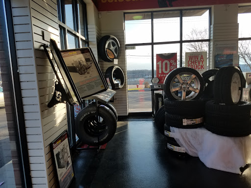 Tire Shop «Tires Plus», reviews and photos, 12700 Wayzata Blvd, Minnetonka, MN 55305, USA