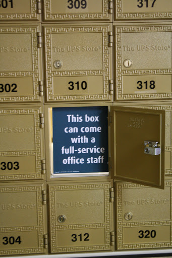 Shipping and Mailing Service «The UPS Store», reviews and photos, 1710 Lancaster Ave, Paoli, PA 19301, USA