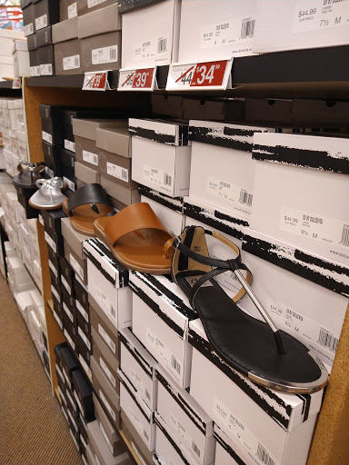 Shoe Store «Famous Footwear», reviews and photos, 32 Main Ave, Clifton, NJ 07014, USA