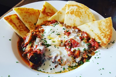 Photos of Outlook Inn and New Leaf Cafe on Orcas Island