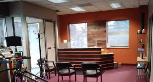 Paint Store «Sherwin-Williams Paint Store», reviews and photos, 24040 Orchard Lake Rd, Farmington Hills, MI 48336, USA