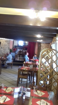 Atmosphère du Restaurant français Le Commerce à Pénestin - n°3