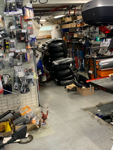 Photo 1 - Garage GCautos