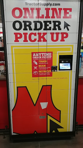 Home Improvement Store «Tractor Supply Co.», reviews and photos, 5111 Murfreesboro Rd, College Grove, TN 37046, USA