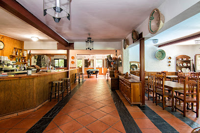 Restaurante Balcón de Pitres Alpujarra - Crta. Orgiva-Ugijar, Km 51, 18414 Pitres, Granada, Spain