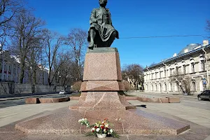 Monument to Mikhail Lomonosov image