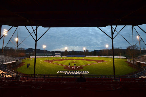 Champion Car Wash Field en Roseburg