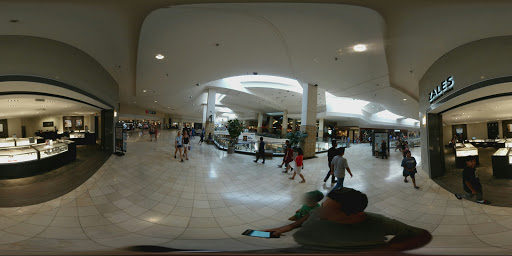 Jewelry Store «Zales –The Diamond Store», reviews and photos, 12000 SE 82nd Ave, Portland, OR 97086, USA