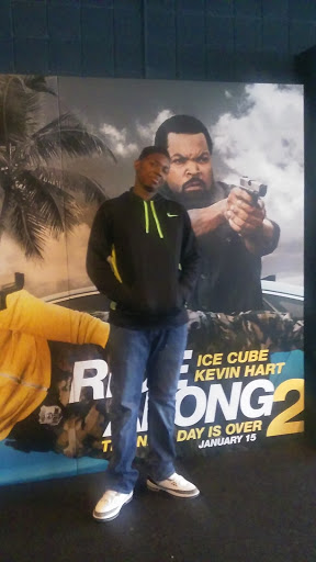 Movie Theater «Bel Air Luxury Cinema», reviews and photos, 10100 East 8 Mile Road, Detroit, MI 48234, USA