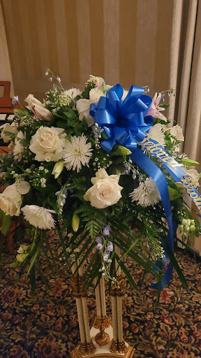 Florist «Buds Florist», reviews and photos, 3161 Amboy Rd, Staten Island, NY 10306, USA