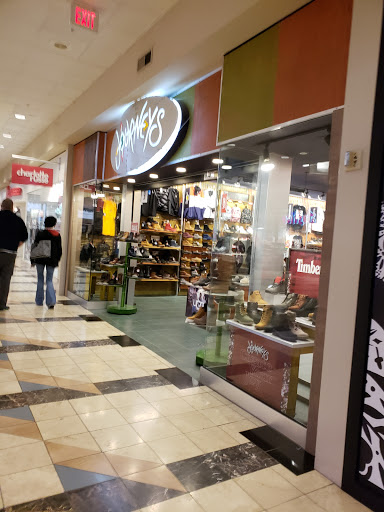 Shoe Store «Journeys», reviews and photos, 1086 Florence Mall, Florence, KY 41042, USA