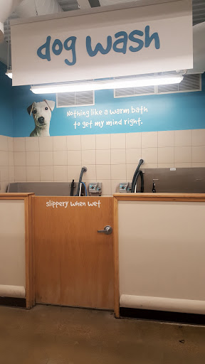 Pet Supply Store «Pet Supplies Plus», reviews and photos, 17010 Kercheval Ave, Grosse Pointe, MI 48230, USA