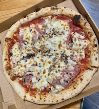 Plats et boissons du Pizzeria Luigi Pizza à Port-la-Nouvelle - n°3