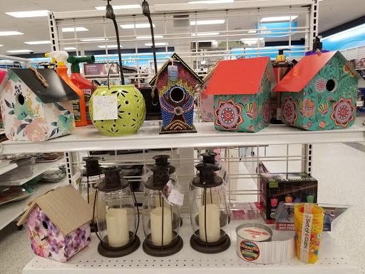 Clothing Store «Ross Dress for Less», reviews and photos, 1388 E Main St, Woodland, CA 95776, USA