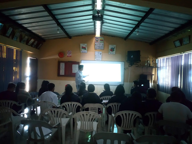 Unidad Educativa Régulo de Mora - Escuela