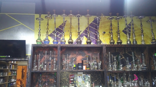 Vaporizer Store «Main Smoke Shop KC | Vape Shop», reviews and photos, 3429 Main St, Kansas City, MO 64111, USA