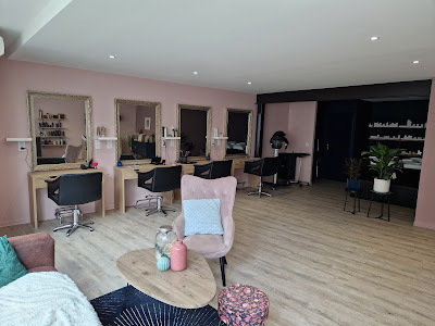 Le Salon D' Alexia à Layrac
