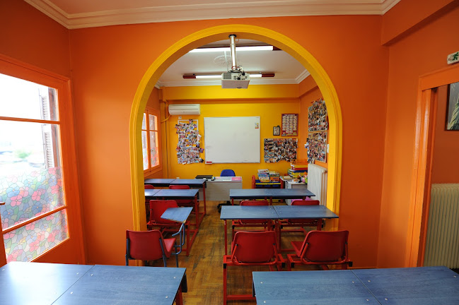 Κέντρο Ξένων Γλωσσών Τέσσυ Δερτιλή - Σχολή ξένης γλώσσας