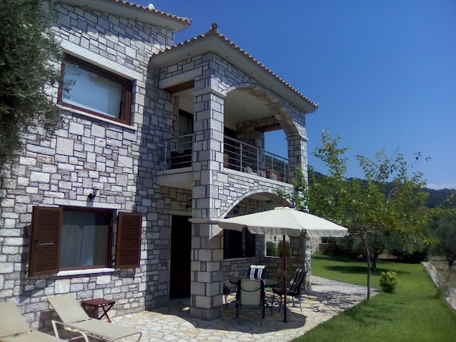 Elia Diamond Stone Villas 300m from the beach