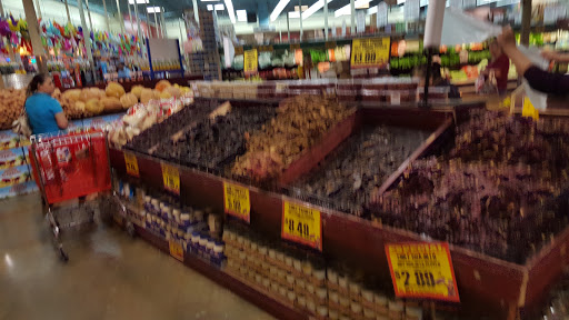 Mexican Grocery Store «El Rancho Supermarket», reviews and photos, 1212 N Beach St, Fort Worth, TX 76111, USA